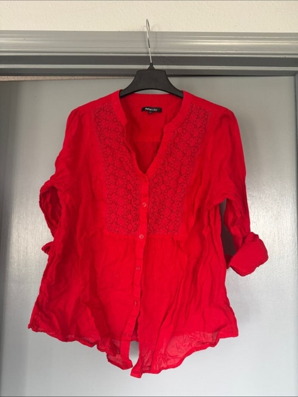 Relativity Red Button Shirt Top 3/4 Roll Sleeves Floral Crochet Sz 1X